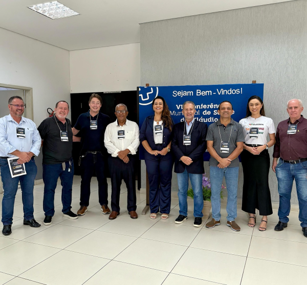 Vereadores participam de conferências municipais