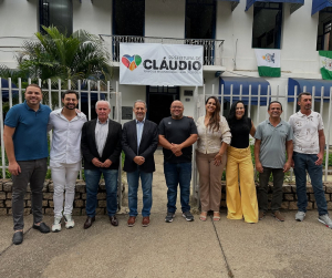 Vereadores participam de evento de posse do novo secretariado da Prefeitura de Cláudio