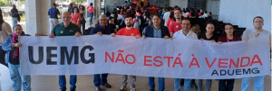 Vereadores marcam presença em mobilização contra projeto de federalização da UEMG na Assembleia Legislativa