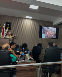 Moradora volta à Tribuna Livre para tratar de situação das Estradas Rurais