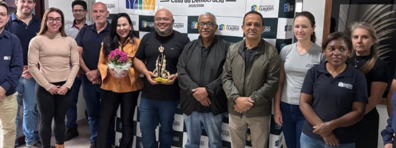 Câmara recebe imagem peregrina de Nossa Senhora Aparecida