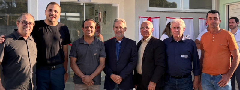 Vereadores participam da inauguração da ESF X no Bairro São Francisco