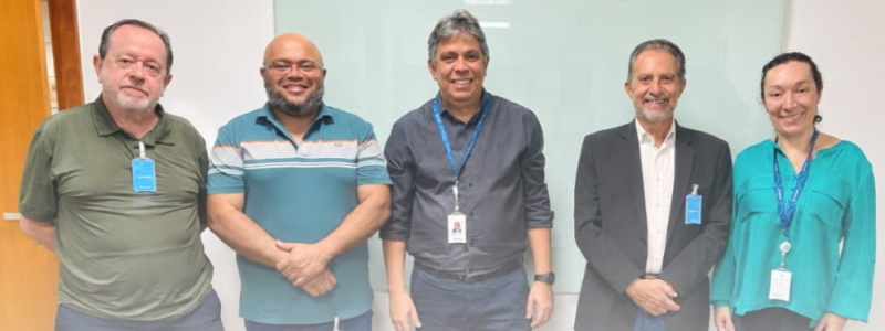 Simental acompanha Prefeito Zezinho em reunião com Presidente da COPASA e cobra investimentos para o município de claudiense