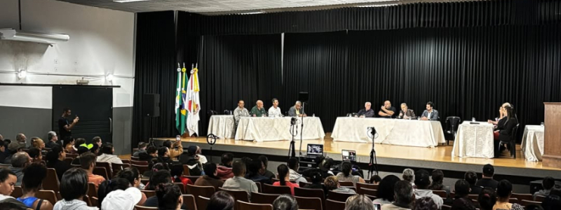 Teve início agora há pouco, na noite desta terça-feira (1º), a primeira audiência pública promovida pela Câmara Municipal de Cláudio para discutir a...