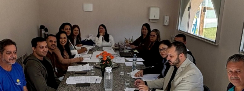 Vereadora Rosângela Diretora participa de reunião do Conselho Municipal de Educação sobre zoneamento escolar